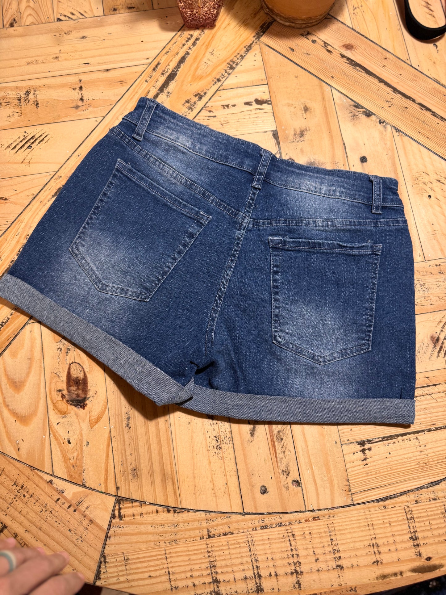 Shorts - Long Version